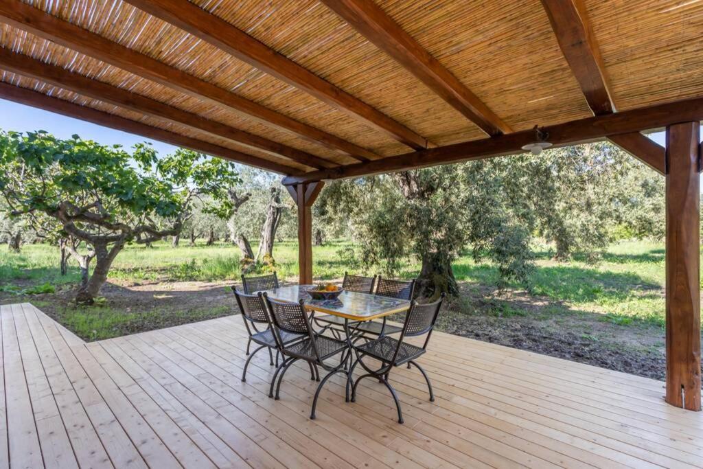 A Charming Country Cottage + Bikes And Kayaks Bosa Exterior photo