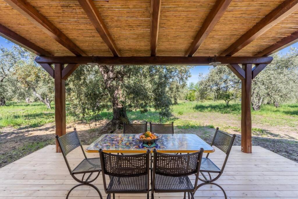 A Charming Country Cottage + Bikes And Kayaks Bosa Exterior photo