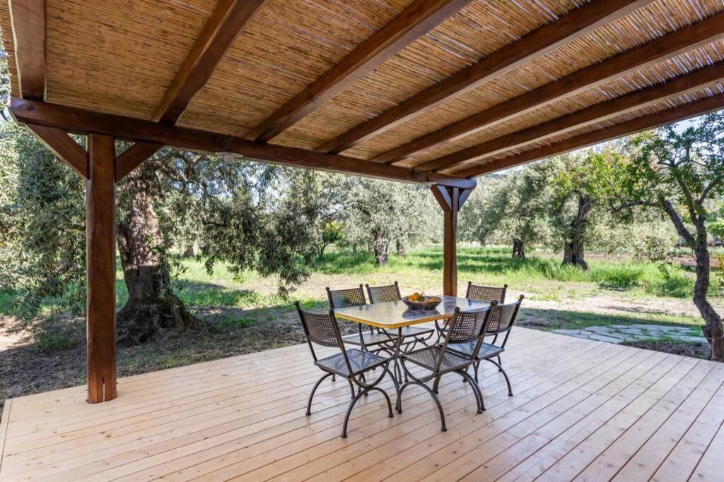 A Charming Country Cottage + Bikes And Kayaks Bosa Exterior photo